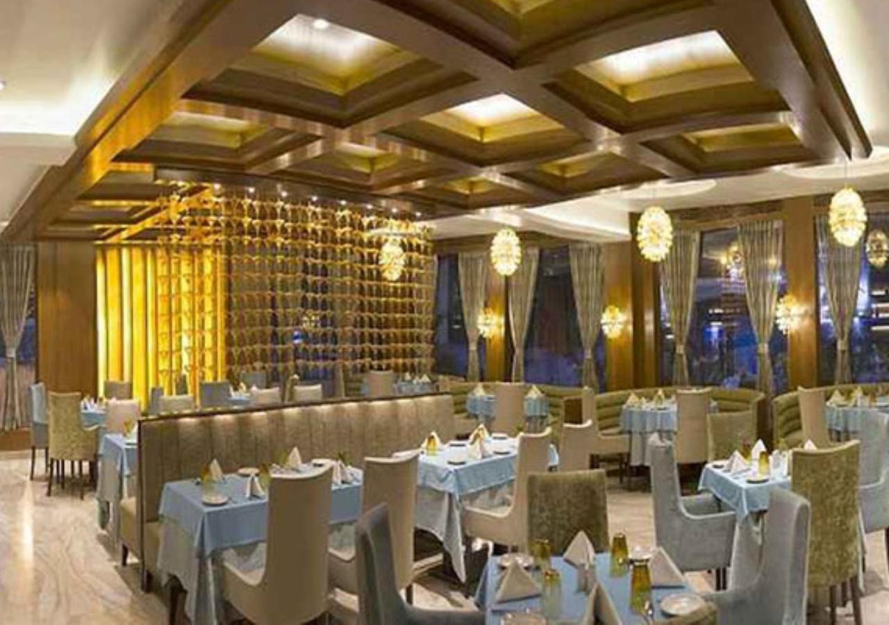 Отель The India Benares Экстерьер фото