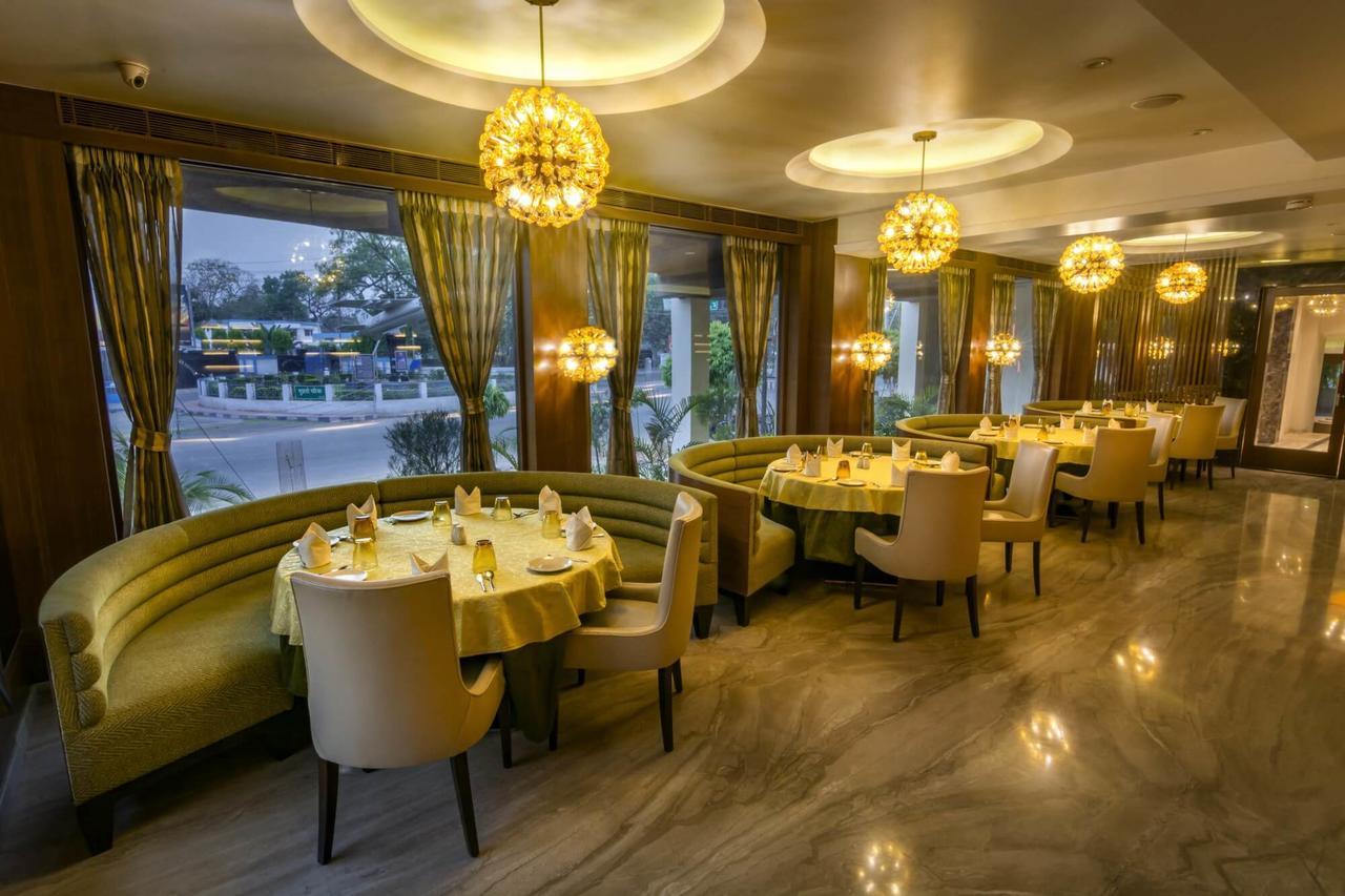 Отель The India Benares Экстерьер фото